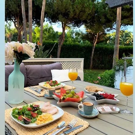 Luxury In La Isla, Puerto Banus