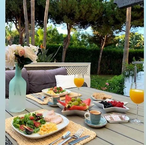 Luxury In La Isla, Puerto Banus