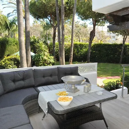 Luxury In La Isla, Puerto Banus Marbellac