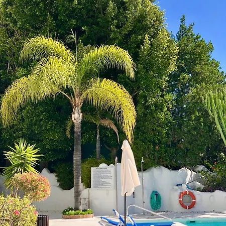 Luxury In La Isla, Puerto Banus Marbella