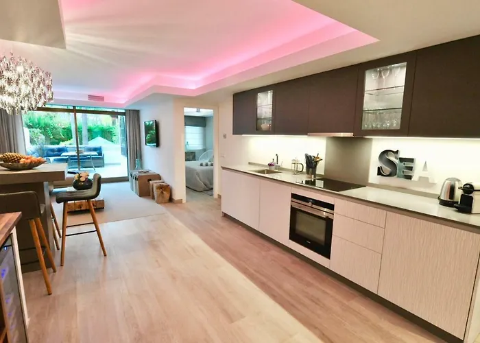 Luxury In La Isla, Puerto Banus Lejlighed *